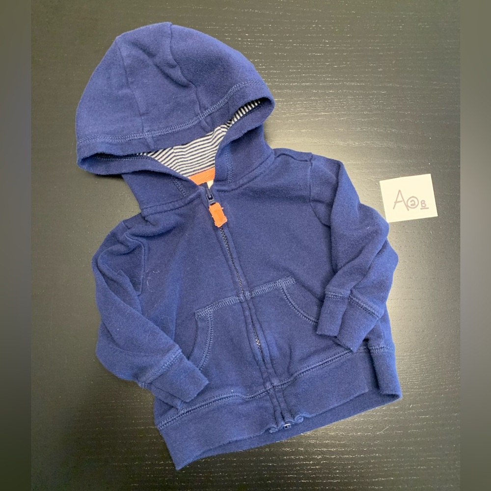 ⭐️2/$5.00⭐️— Carter’s 3m Hooded Navy Blue Zip Up Sweater